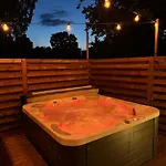Family With Hot Tub-outdoor Area And Sauna Διαμέρισμα Παρνού