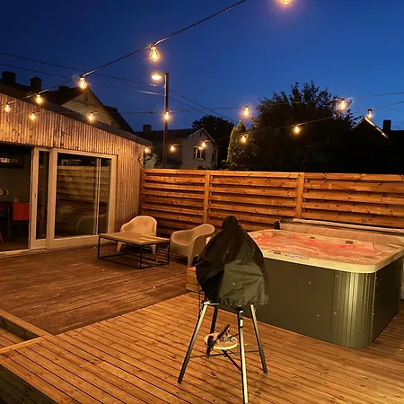 Family With Hot Tub-outdoor Area And Sauna Пярну