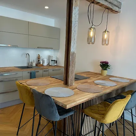 Apartment Family With Hot Tub-outdoor Area And Sauna *