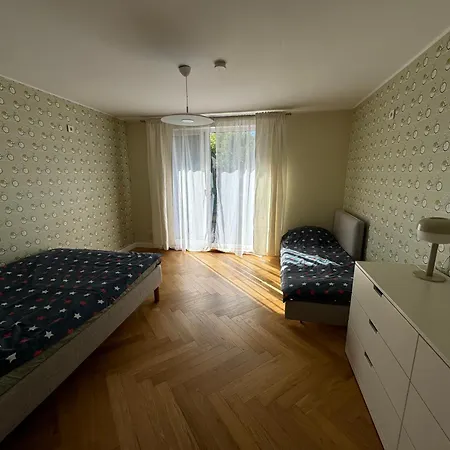 Family With Hot Tub-outdoor Area And Sauna